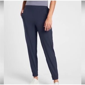 New Athleta Navy Brooklyn Joggers Size 24